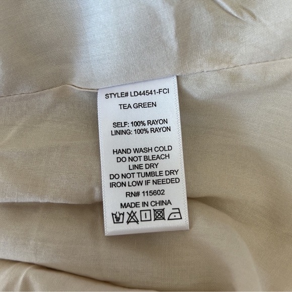 Lush Puff Sleeve Front Tie Mini Dress Medium NWT - Picture 13 of 14